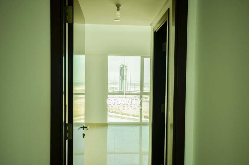 Entrance-to-a-bedroom-with-a-view-MAG-5-MArina-Square