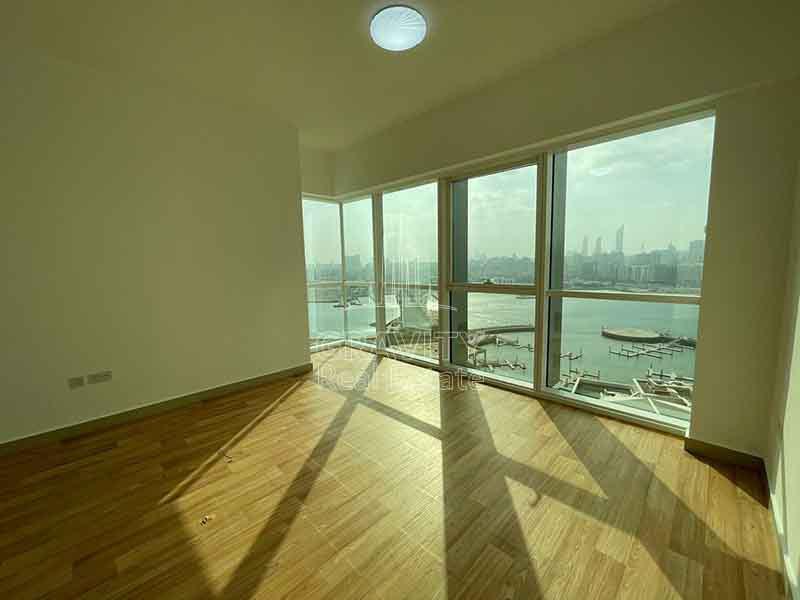 Bedroom-having-wooden-floorings-built-in-wardrobes-MAG-5-Marina-square