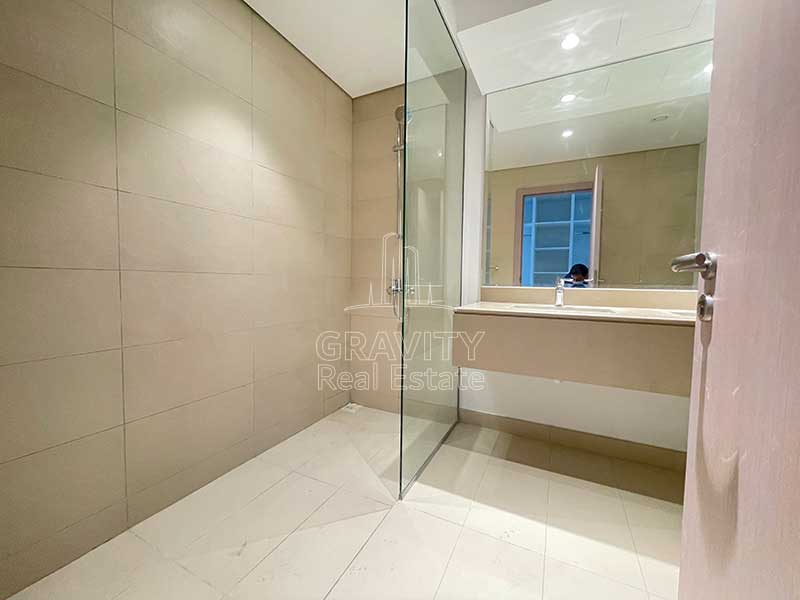 bathroom-with-shower-area-in-3-bedroom-apartment-in-yas-island-waters-edge-abu-dhabi