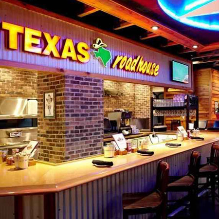 texas-roadhouse-yas-mall-counter