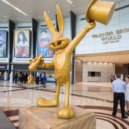 golden-bugs-bunny-wearing-a-tuxedo-statue-in-warner-bros-world-abu-dhabi