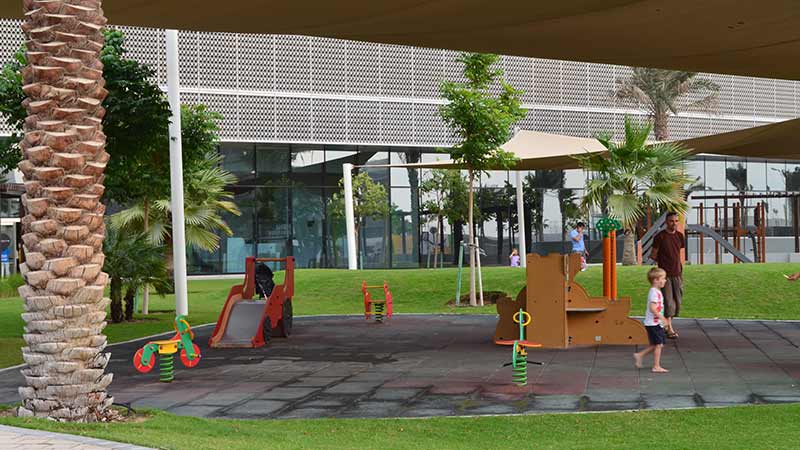 kids-play-area-outside-of-shams-boutik