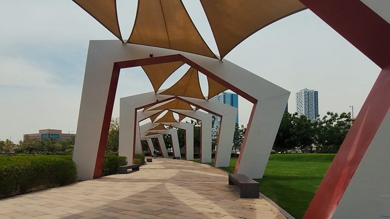 gateway-park-white-beige-and-red-pillar-structures