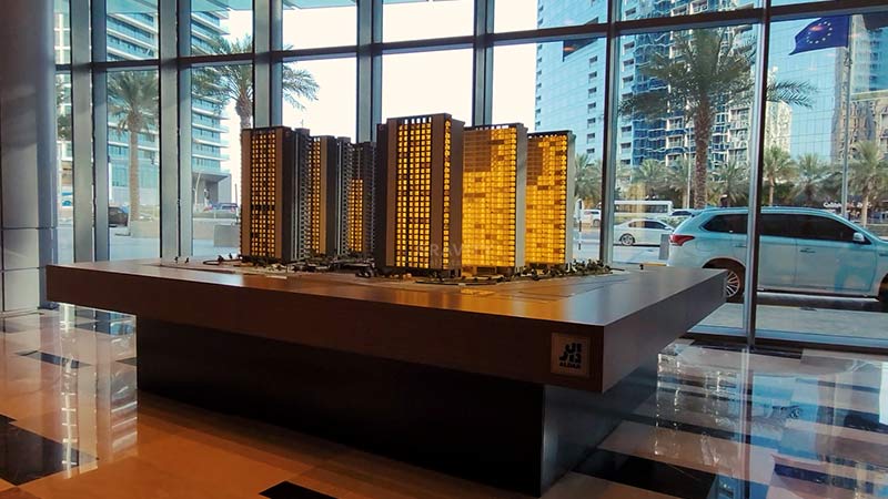 aldar-architectural-model-in-sky-tower-reception