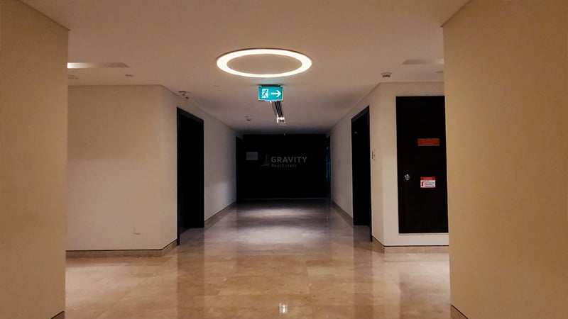 sky-tower-hallways