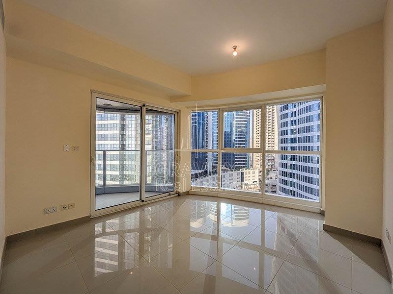 big-glass-panel-window-and-balcony-in-a-3-bedroom-apartment-in-marina-bay-reem-island