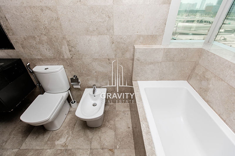 neat-modern-bathroom-with-bath-tub-in-1-bedroom-apartment-ocean-terrace-reem-island