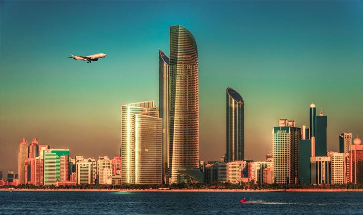 abu-dhabi-landscape-with-aiplane-taking-off