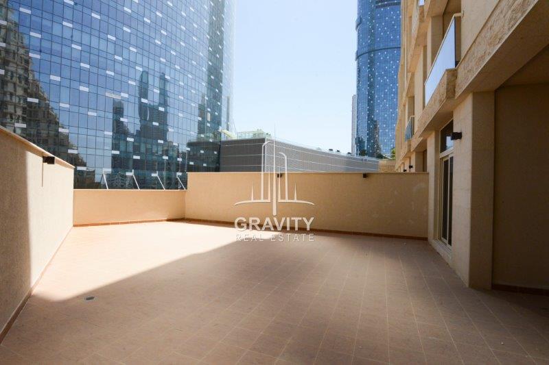 amazingly-spacious-veranda-in-a-2-BR-apartment-for-rent-in-mangrove-place-alreem-island