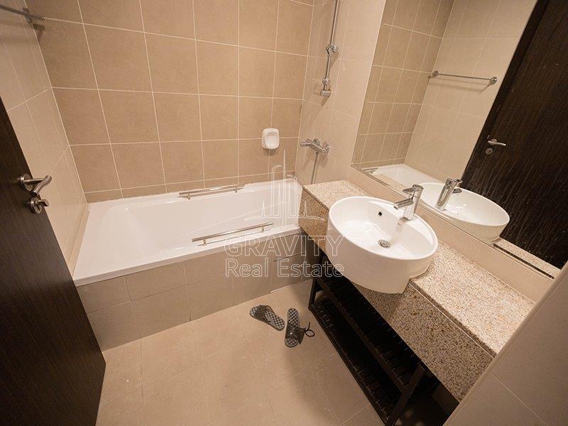 bathroom-in-a-3-bedroom-located -in-marina-bay-reem-island-apartments