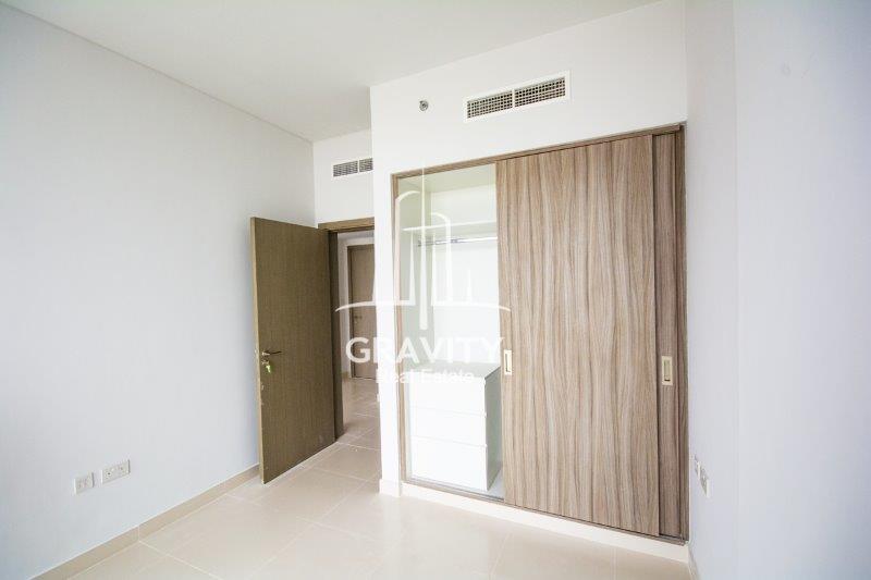 bedroom-with-built-in-wardrobes-in-meera-shams-3-bedroom-apartment-for-sale-reem-island