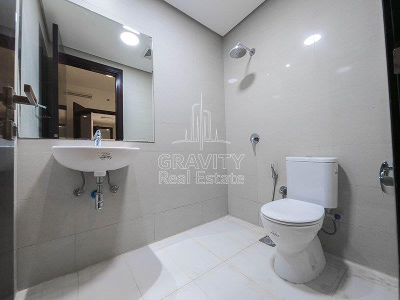 clean-toilet-mag-5-reem-island