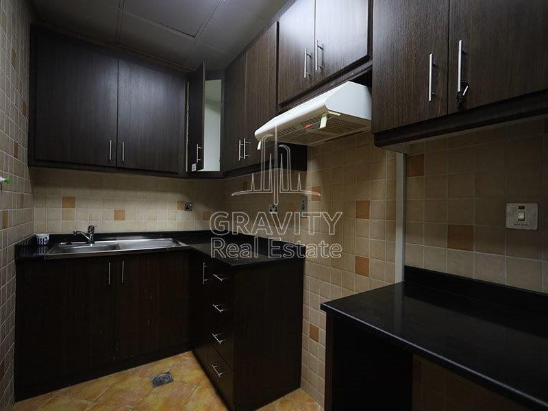 closed-kitchen-of-1-bedroom-apartment-in-hydra-avenue-tower-c5