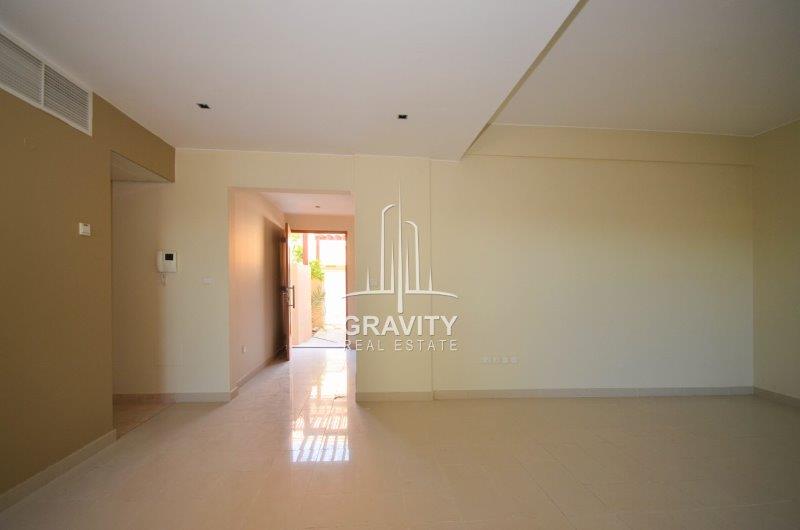 hallway-in-al-raha-gardens-townhouse