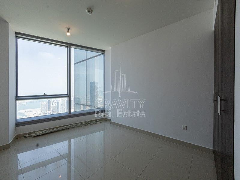 marvelous-view-of-community-in-a-2-bedroom-in-sky-tower-reem-island-apartments-for-rent