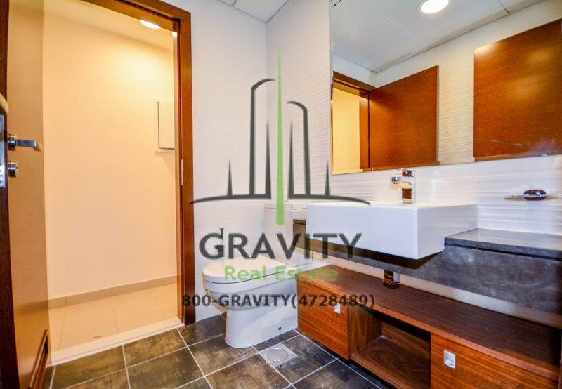 powder-room-in-1-bedroom-apartment-in-arc-tower-b