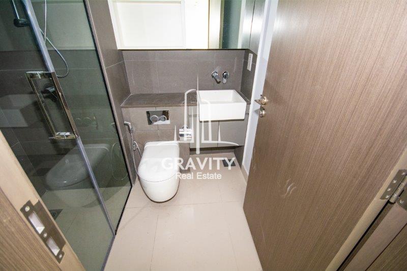 shower-room-in-meera-shams-3-bedroom-apartment-for-sale-reem-island