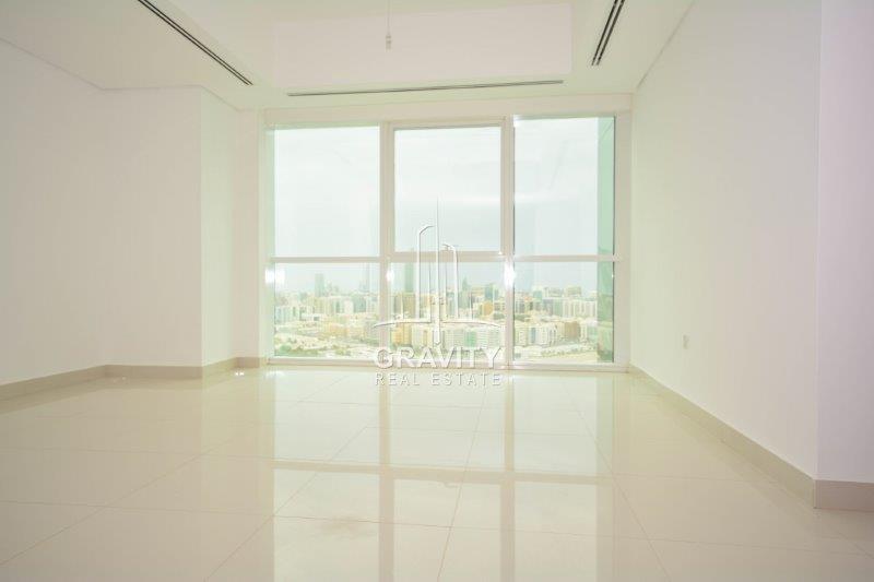 spacious-master-room--in-mag-5-reem-island