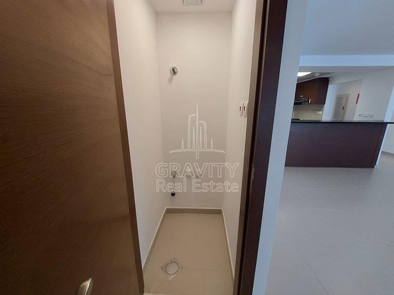 store-room-of-nice-3-bedroom-apartment-in-the-gate-tower-1