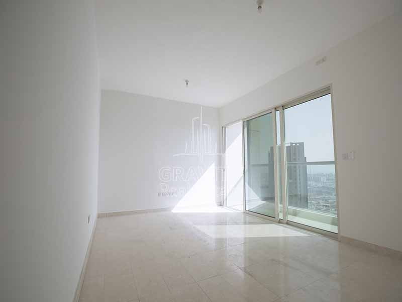 Living-room-space-with-balcony-in-marina-heights-tower-2