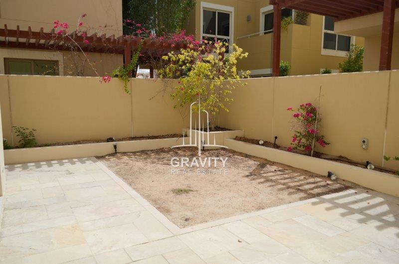 amazing-backyard-of-a-3-bedroom-villa-in-al-raha-gardens-for-rent