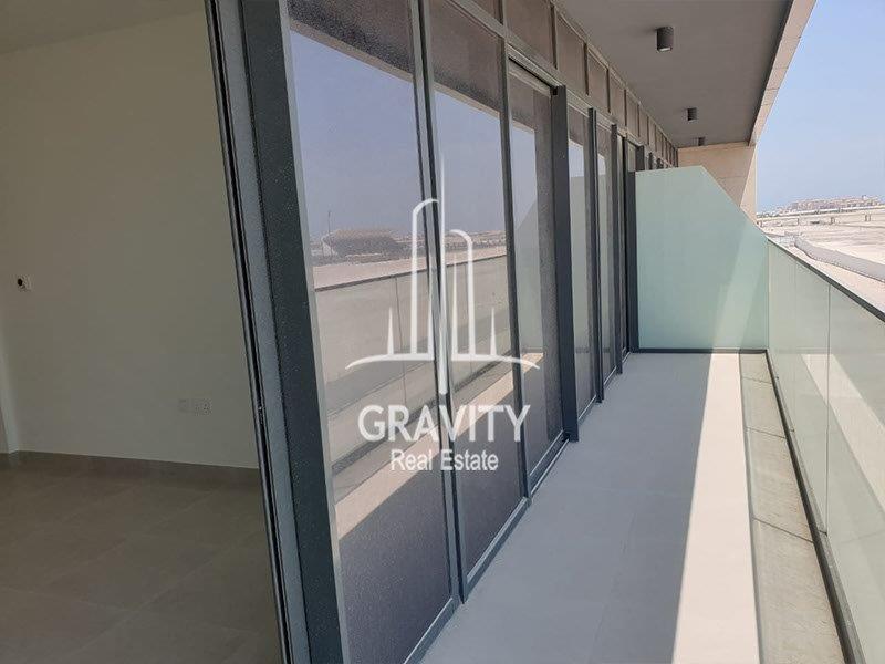 amazing-balcony-in-soho-square-saadiyat-island-1-bedroom-apartment-for-sale