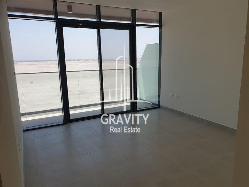 amazing-glass-sliding-door-directed to balcony-in-soho-square-saadiyat-island-1-bedroom-apartment-for-sale