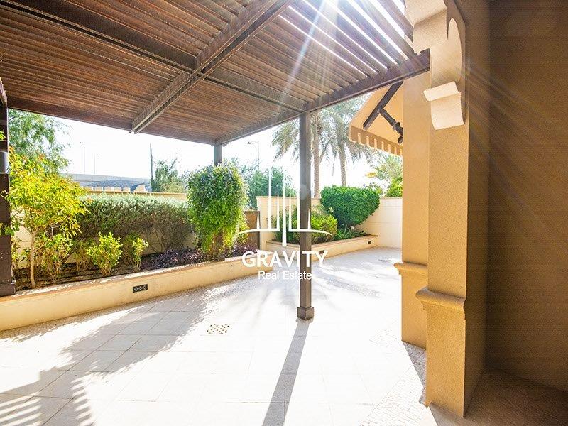 amazing-own-garage-of-a-2-bedroom-apartment-in-saadiyat-island-beach-residence-for-sale