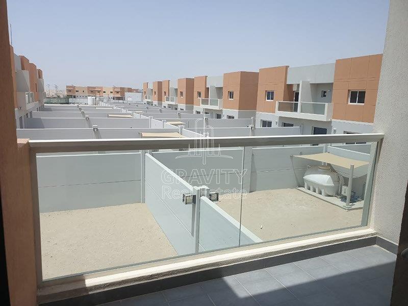 balcony-area-with-backyard-view-manazel-al-reef-2