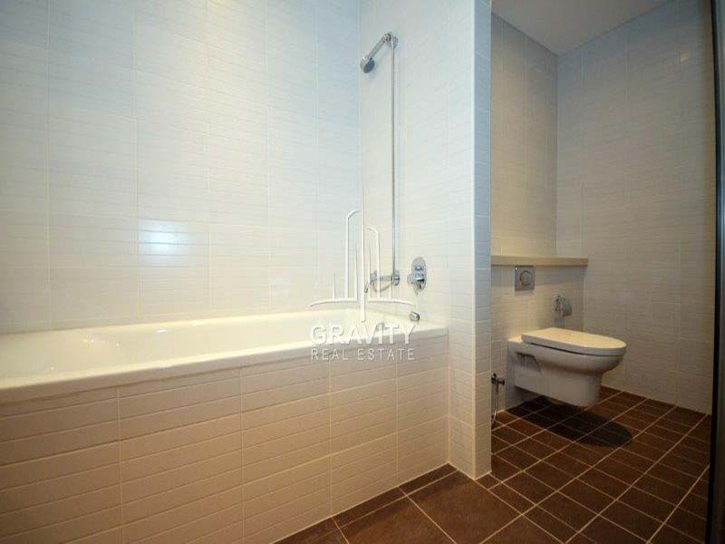 bathroom-of-a-2-bedroom-apartment-in-al-nada-raha-beach-for-sale