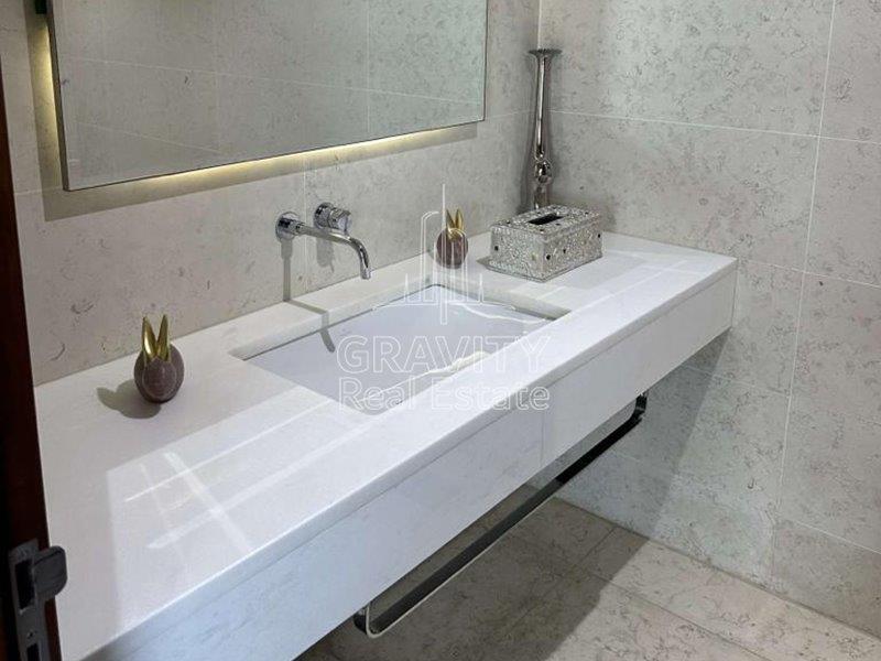 clean-washroom-al-gurm-resort