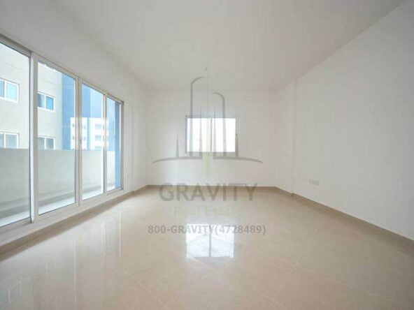 huge-and-spacious-living-room-in-downtown-al-reef