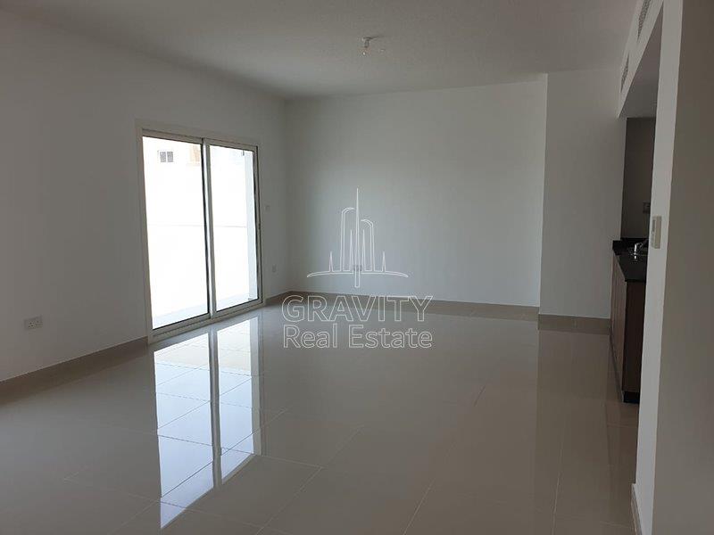 huge-living-hall-area-manazel-al-reef-2