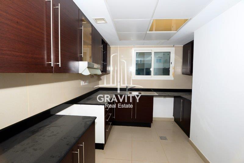 stunning-close-kitchen-of-a-5-bedroom-villa-in-al-reef-dessert-village-for-rent