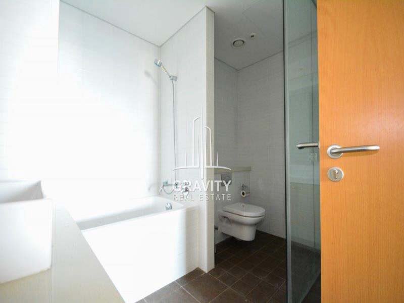 toilet--in-a-1-bedroom-apartment-in-al-maha-al-raha-beach-for-sale