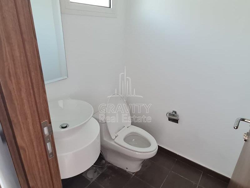 toilet-of-a-3-bedroom-villa-in-al-reef-2-manazel-for-rent