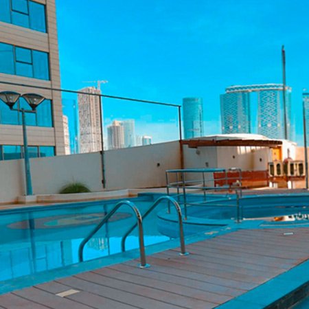 MBD-1-Marina-Bay-Swimming-Pool