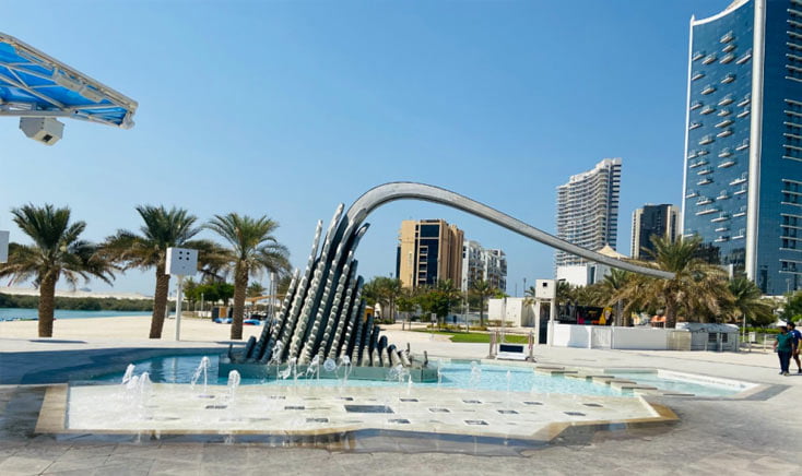 fountain-during-noon-at-reem-central-park