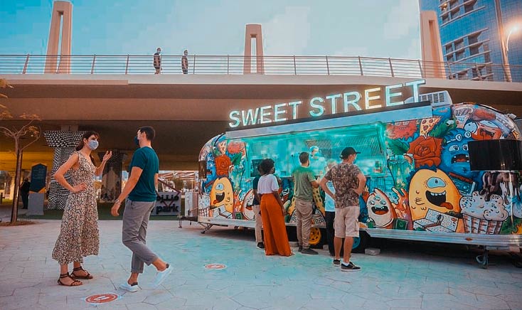 food-truck-sweet-street-under-over-pass-in-reem-central-park