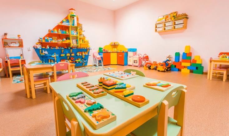 a-neatly-organized-classroom-of-humminbird-nursery-in-reem-island-with-building-blocks-and-desks