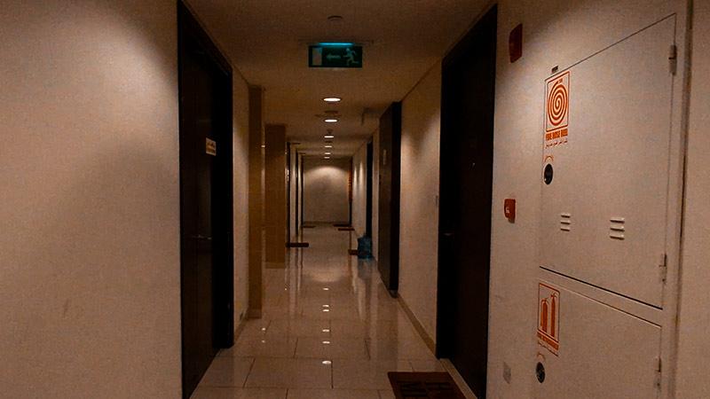 extended hallways inside marina blue tower al reem island