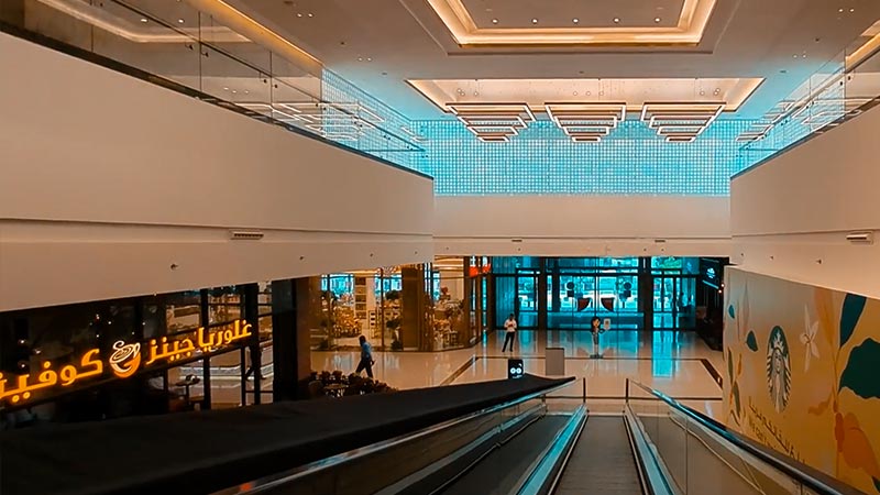 escalator going down inside the mall