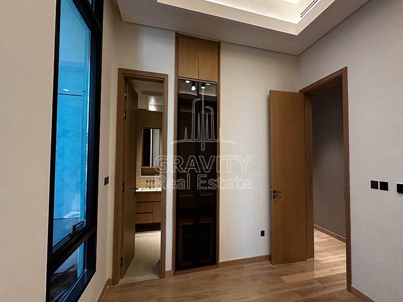 master-bedroom-area-with-attached-washroom-one-reem-island