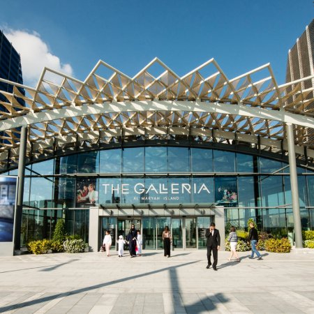 related-corporate-retail-cut-sheet-properties-thegalleria-gallery1-1-14-19