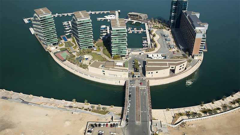 Al Barza in Al Raha beach - Gallery (1)