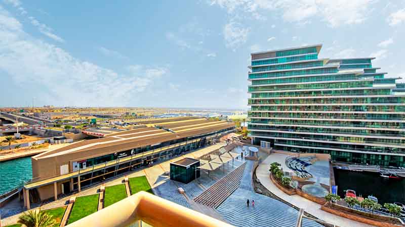 Al Barza in Al Raha beach - Gallery (4)