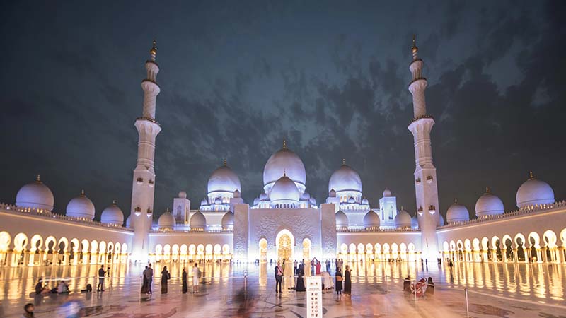 Al Dana, Abu Dhabi Gallery (11)