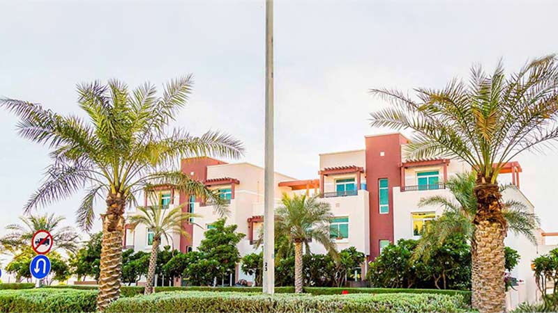 Hydra Village - Gallery (3)