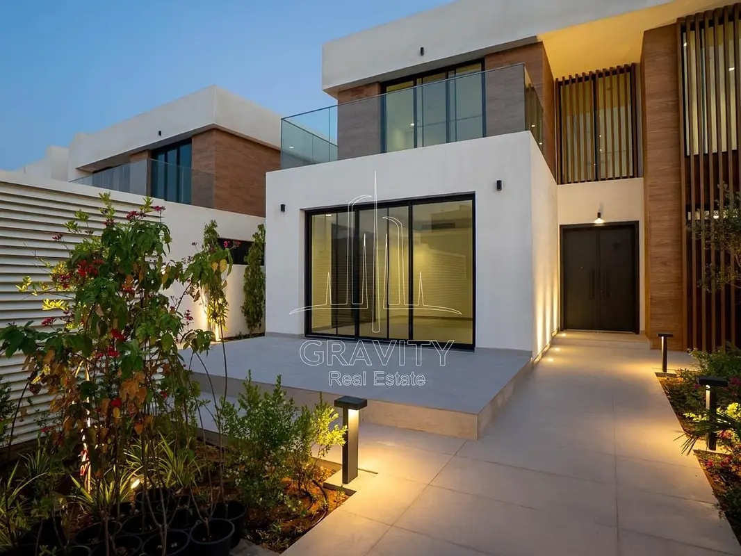 830761213 1066x800 1